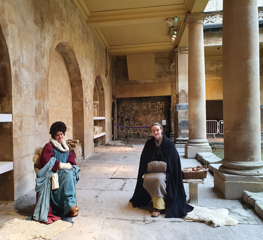 Ricostruzione della vita quotidiana presso le terme romane di Bath