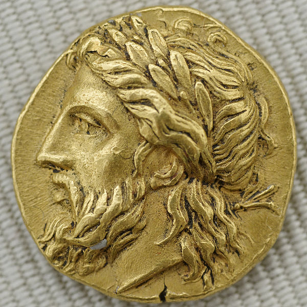Moneta con testa di Zeus con corona d'alloro